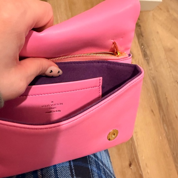 Louis Vuitton Lambskin Embossed Monogram Pochette Coussin Rose Violet - Picture 10 of 11